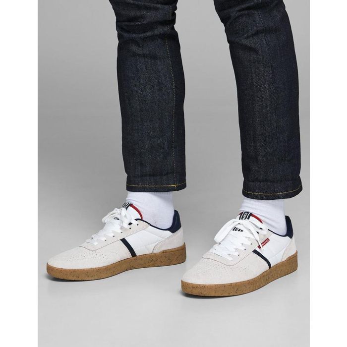 jack and jones hunter suede trainers in white
